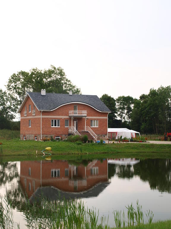 Guest House Kalnu Pupoli Šenheida Esterno foto