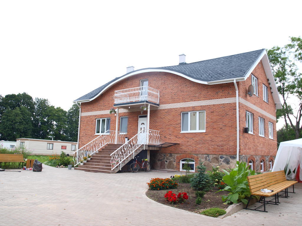 Guest House Kalnu Pupoli Šenheida Esterno foto