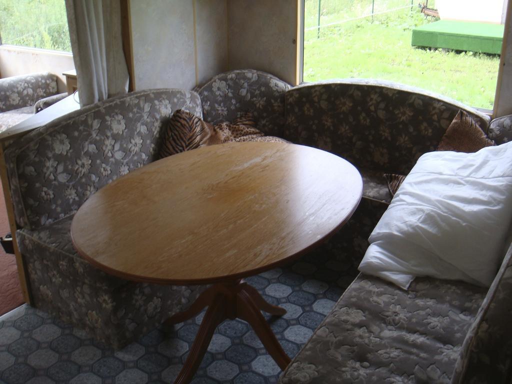 Guest House Kalnu Pupoli Šenheida Camera foto