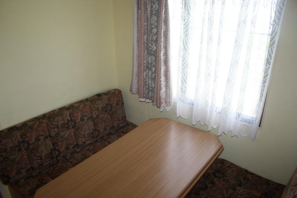 Guest House Kalnu Pupoli Šenheida Camera foto