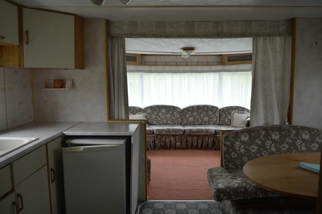 Guest House Kalnu Pupoli Šenheida Esterno foto