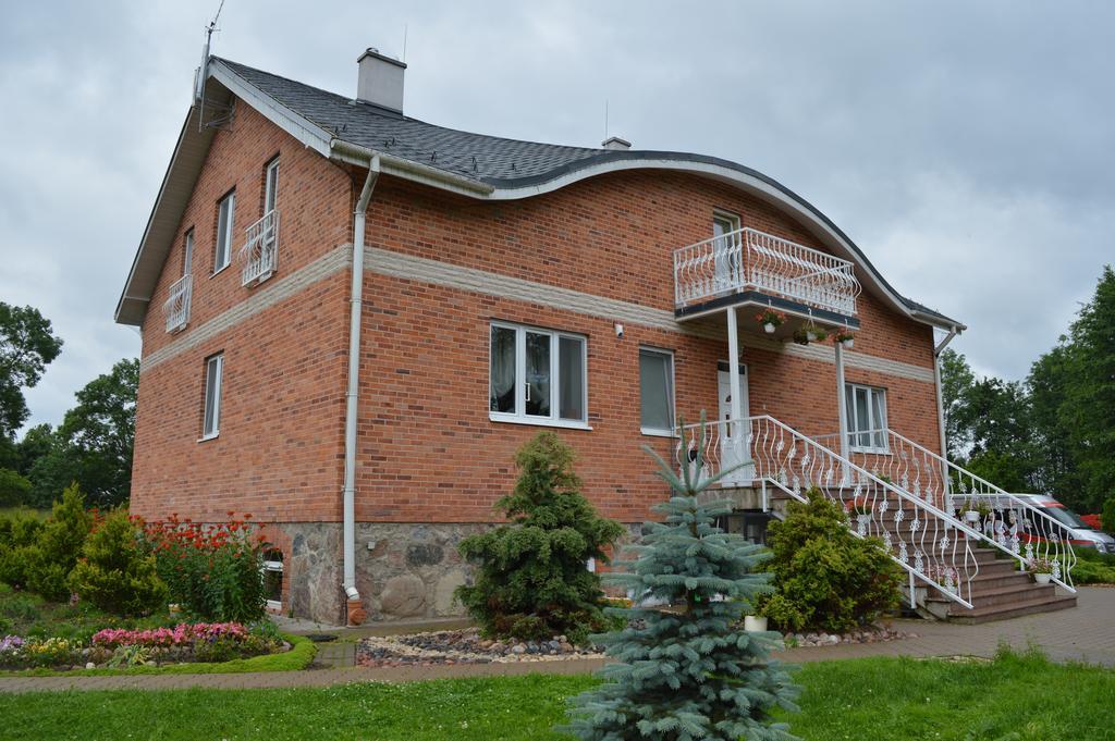 Guest House Kalnu Pupoli Šenheida Esterno foto