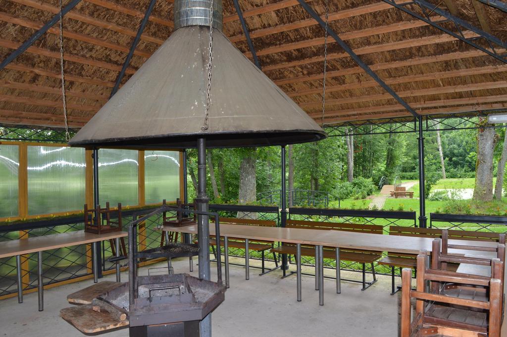 Guest House Kalnu Pupoli Šenheida Esterno foto